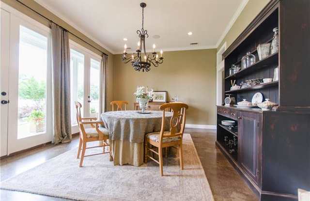3923 Ranch Estates Circle Gallery 4
