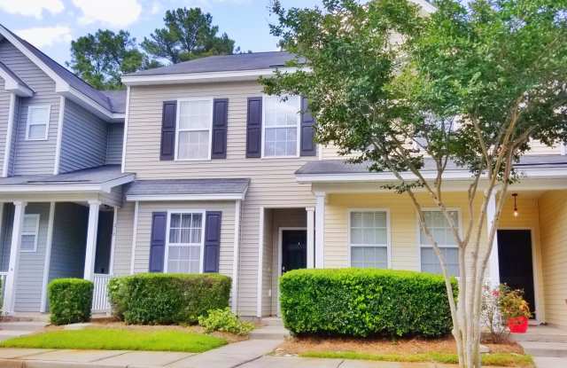 Stunning Town Home in Popular Liberty Hall photos photos