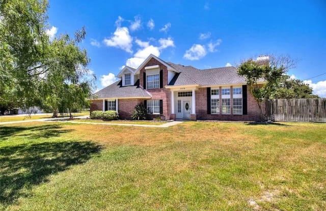 3510 Black Oak Dr - 3510 Black Oak Drive, Corpus Christi, TX 78418