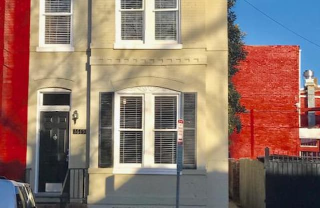 1615 33RD STREET NW - 1615 33rd Street Northwest, Washington, DC 20007