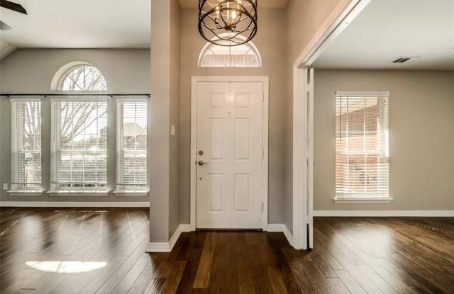 6401 Hill Valley Court - 6401 Hill Valley Court, Midlothian, TX 76065
