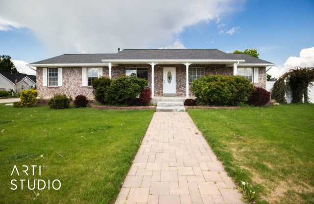 American Fork Living at it's Finest - Hurry! - 1265 North 200 West Street, American Fork, UT 84003