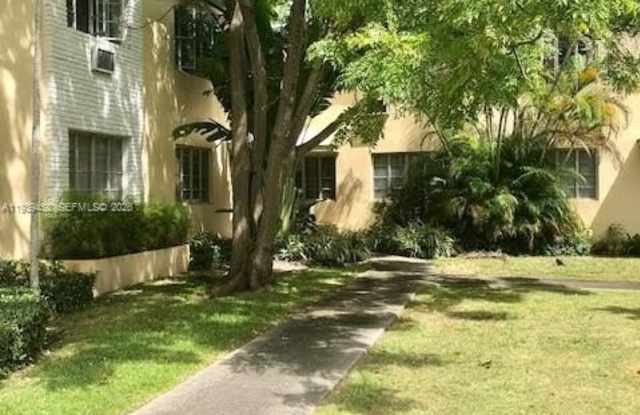 1014 E Ponce De Leon Blvd photos photos