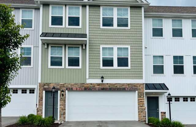 Beautiful Townhome in Washington! - 3 Bedroom photos photos