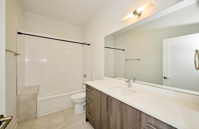 5139 North Broadway - 310 photos photos