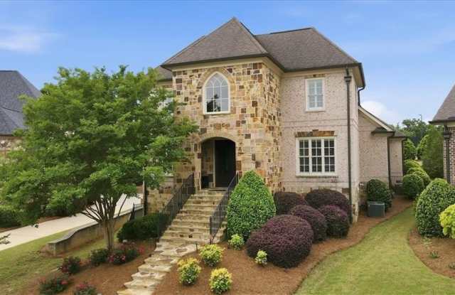 5869 Chickasaw Lane Gallery 3