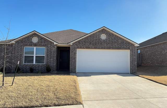 A Very Beautiful Spacious 4 Bedroom Home Yukon Schools photos photos