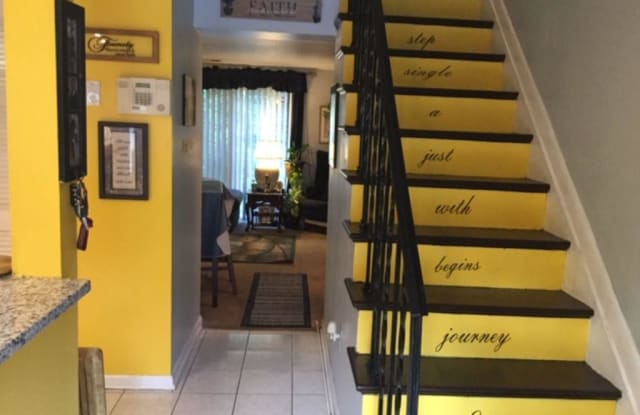 1769 DUTCH VILLAGE DRIVE Gallery 2