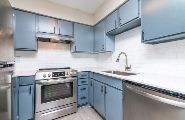 Creekside Apartment Homes photos photos