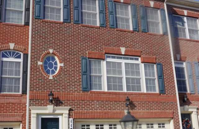 11713 CIDER PRESS Place unit: 4 photos photos