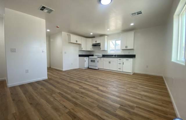 1225 C N Perry Rd photos photos