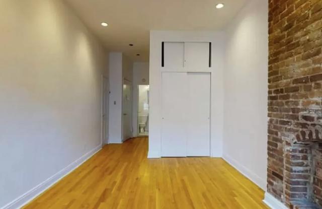 332 E 93rd St - 332 East 93rd Street, New York City, NY 10128