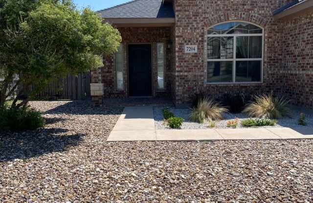 Beautiful Home with a Den photos photos Beautiful Home with a Den photos photos