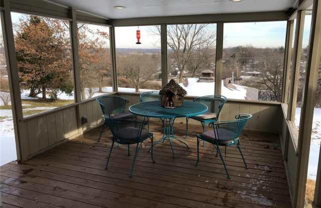 360 Old Meramec Station Road Gallery 4