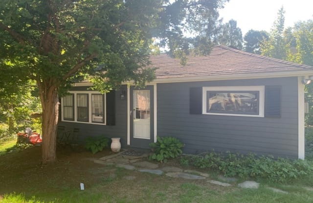 1433 Massachusetts Ave - 1433 Massachusetts Avenue, Lexington, MA 02420