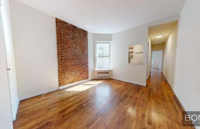 214 East 85th Street photos photos