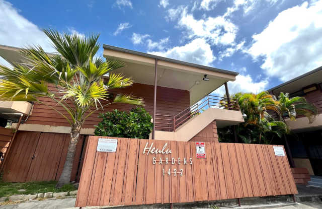 Cozy and spacious 2-bedroom, 1-bath unit with 1 parking stall available in the Makiki area $2400 photos photos
