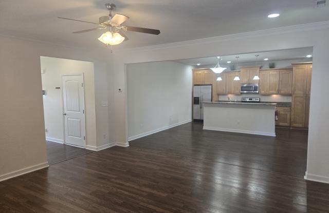 2308 Palmyra St Gallery 1