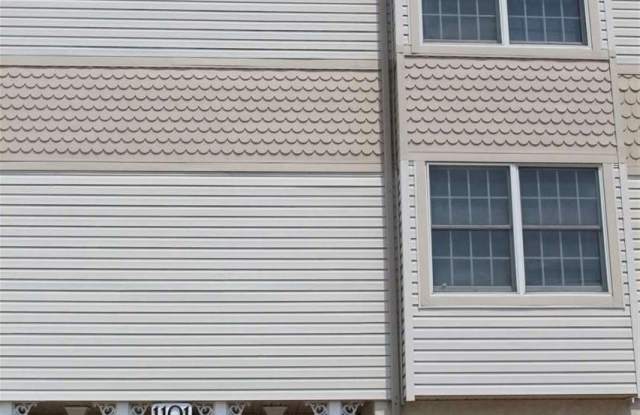 1101 E Shore Dr photos photos