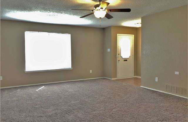 2041 Oakbluff Circle Gallery 4
