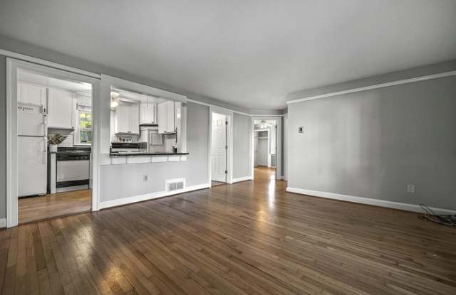 9 Constitution Avenue - 9 Constitution Avenue, Annapolis, MD 21401