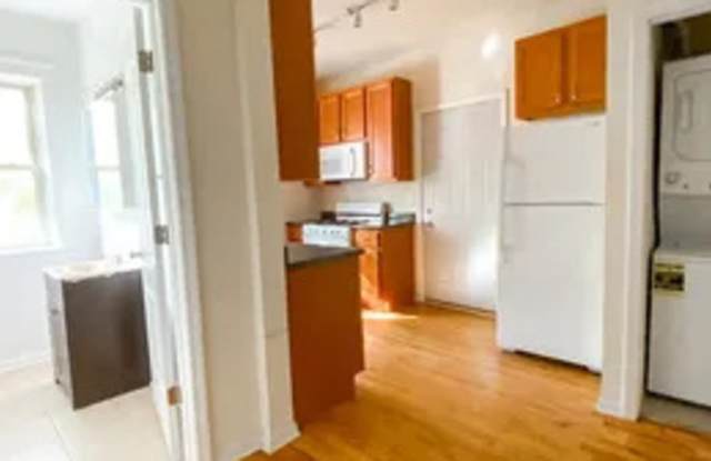 3546 North Wolcott Avenue Gallery 2
