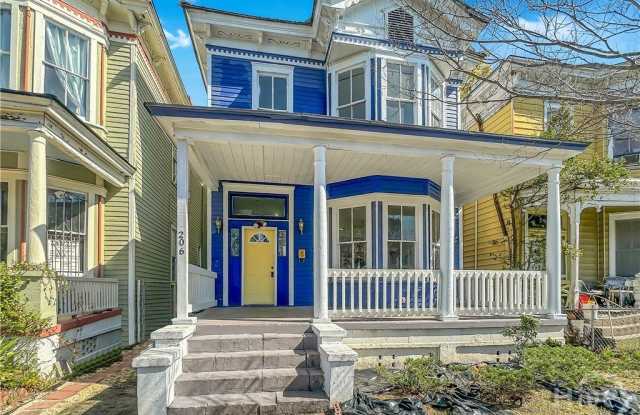 206 W 39th Street photos photos