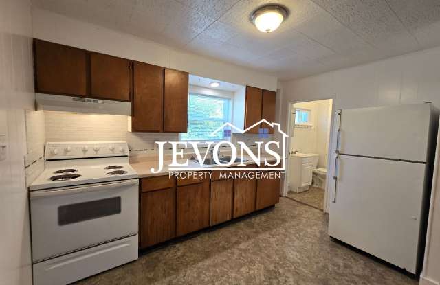 $200 off your first month's rent!- Apartment near Naches Applewood Park photos photos