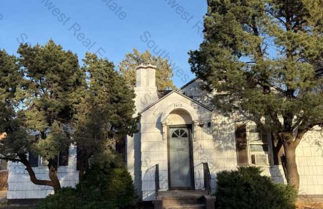 Charming historic 2 bedroom 1 bathroom house photos photos