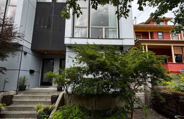 Modern Tri-Story in the heart of Capitol Hill Gallery 1