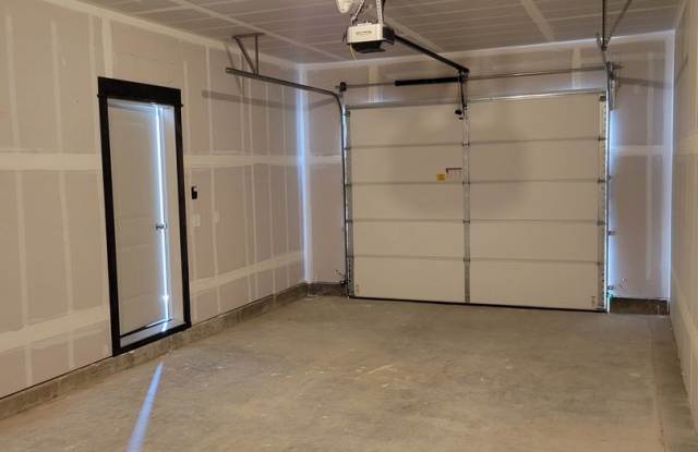 93 W Jefferson C photos photos