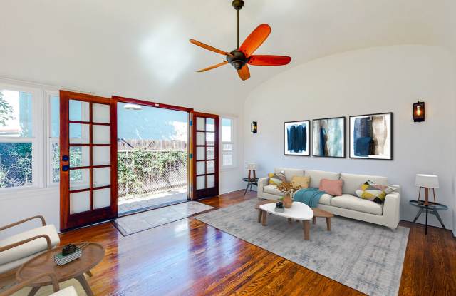 744 N ALTA VISTA Gallery 2
