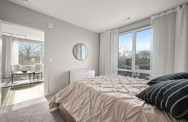 21 Soldiers Field Pl Apt 408 Gallery 4