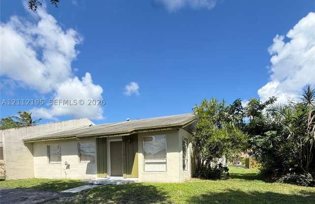 11745 SW 122nd Pl Gallery 1