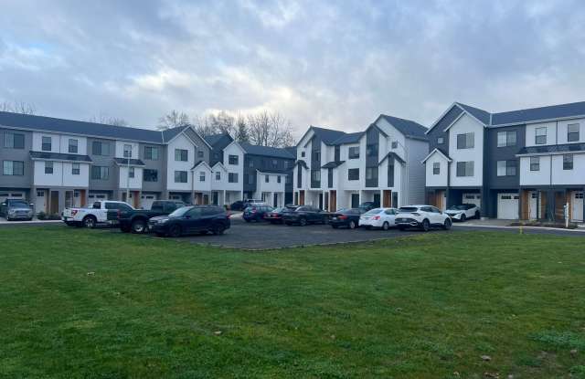 Stunning Tigard Home with Private In-Law Suite  Flexible Living Options photos photos