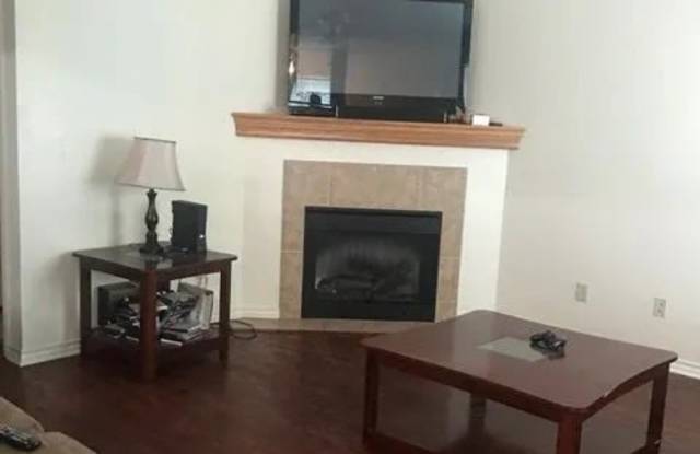 3751 Oldenburg Ln Gallery 2