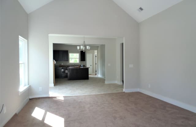 860 Maple Trace Gallery 2