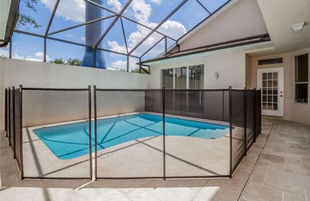 8165 SAINT ANDREWS CIRCLE Gallery 4