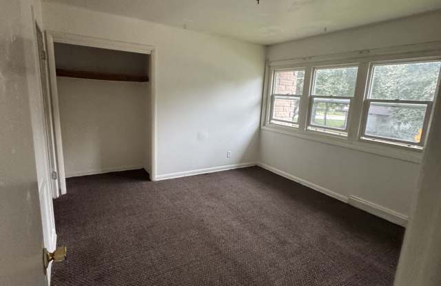 8127 West Thurston Avenue - 4 Gallery 4