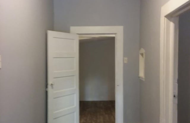 1319 Portland Gallery 3