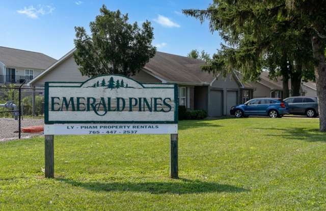10 Emerald Pines photos photos