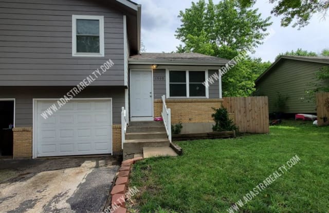 1509 E Elizabeth St - 1509 East Elizabeth Street, Olathe, KS 66061