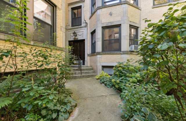 1431 W SUMMERDALE Avenue - 1431 West Summerdale Avenue, Chicago, IL 60640