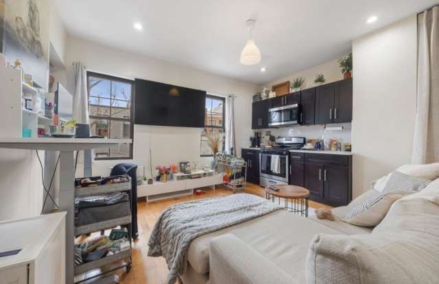 118 KINGSLAND AVENUE photos photos