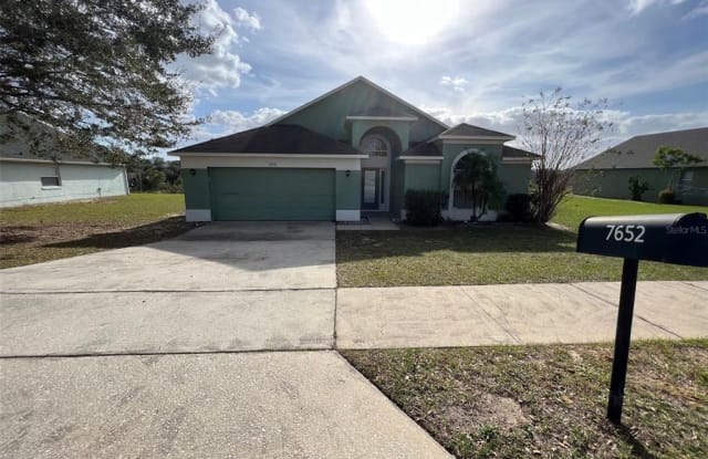 7652 COUNTRY RUN PARKWAY - 7652 Country Run Parkway, Pine Hills, FL 32818