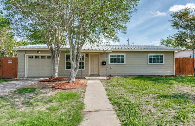 5-BEDROOM HOME IN WILSHIRE TERRACE photos photos