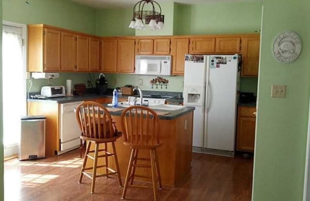 3614 Whitechapel Arch - 3614 Whitechapel Arch, Chesapeake, VA 23321