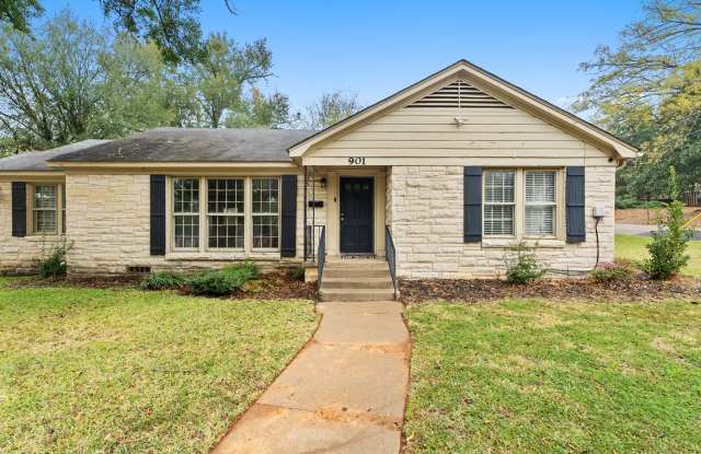 901 N Azalea Dr - 901 North Azalea Drive, Tyler, TX 75701