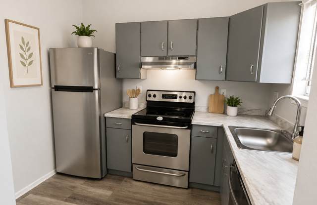 1340 South 10th Street, 2 photos photos