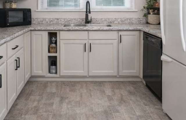 2 bed 1 bath house with garage photos photos